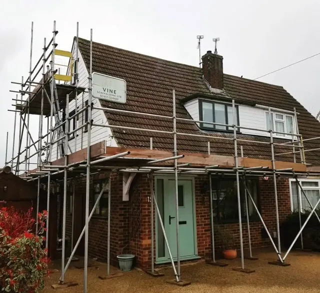 Professional scaffolding installation for residential project